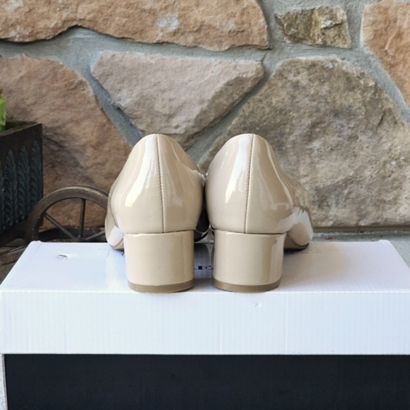 Alfani Women's Daleah Khaki Pointed Toe Classic Patent Pumps Size 8.5 Block Heel - Picture 4 of 15